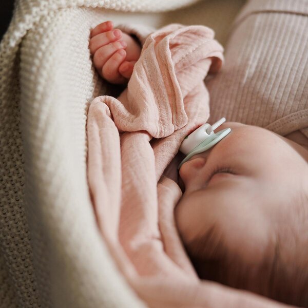 BabyOno crinkled muslin diapers 70x70cm, Pink 3pcs  - BabyOno